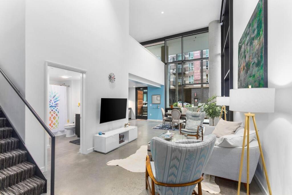 רדמונד Airy And Open Corner Loft - 92 Walkscore מראה חיצוני תמונה