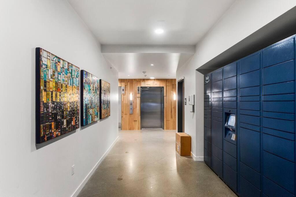 רדמונד Airy And Open Corner Loft - 92 Walkscore מראה חיצוני תמונה